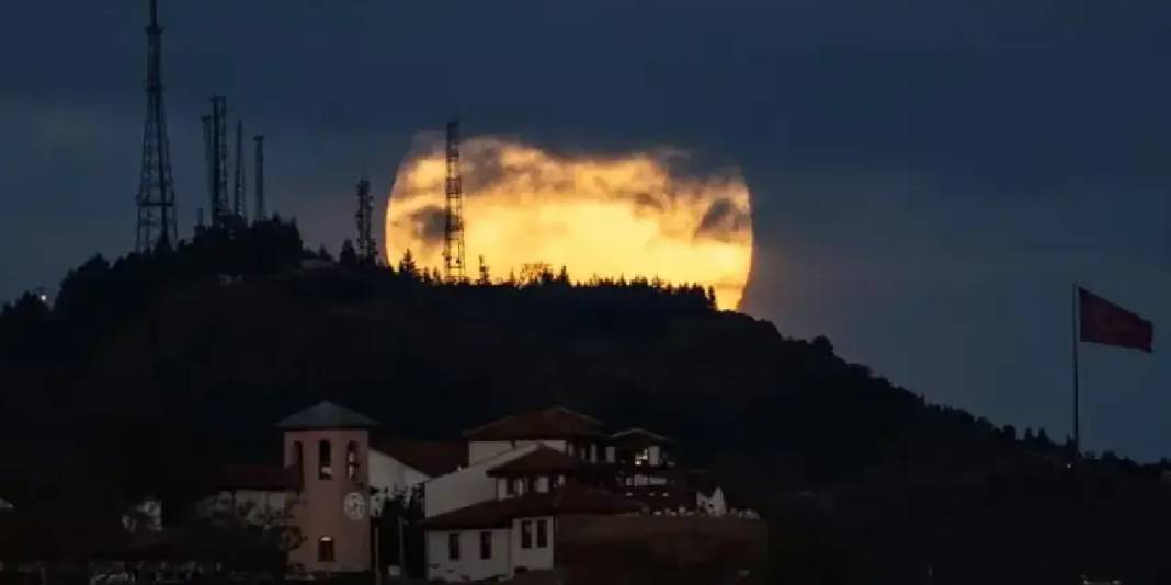 Yılın en büyüleyici doğa olayı Avcı Ayı için geri sayım başladı 5
